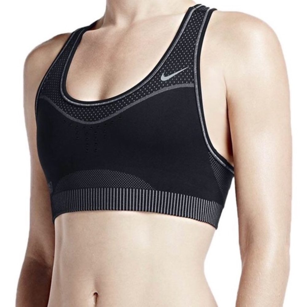 Nike Dri Fit Pro Hypercool Limitless Sports Bra